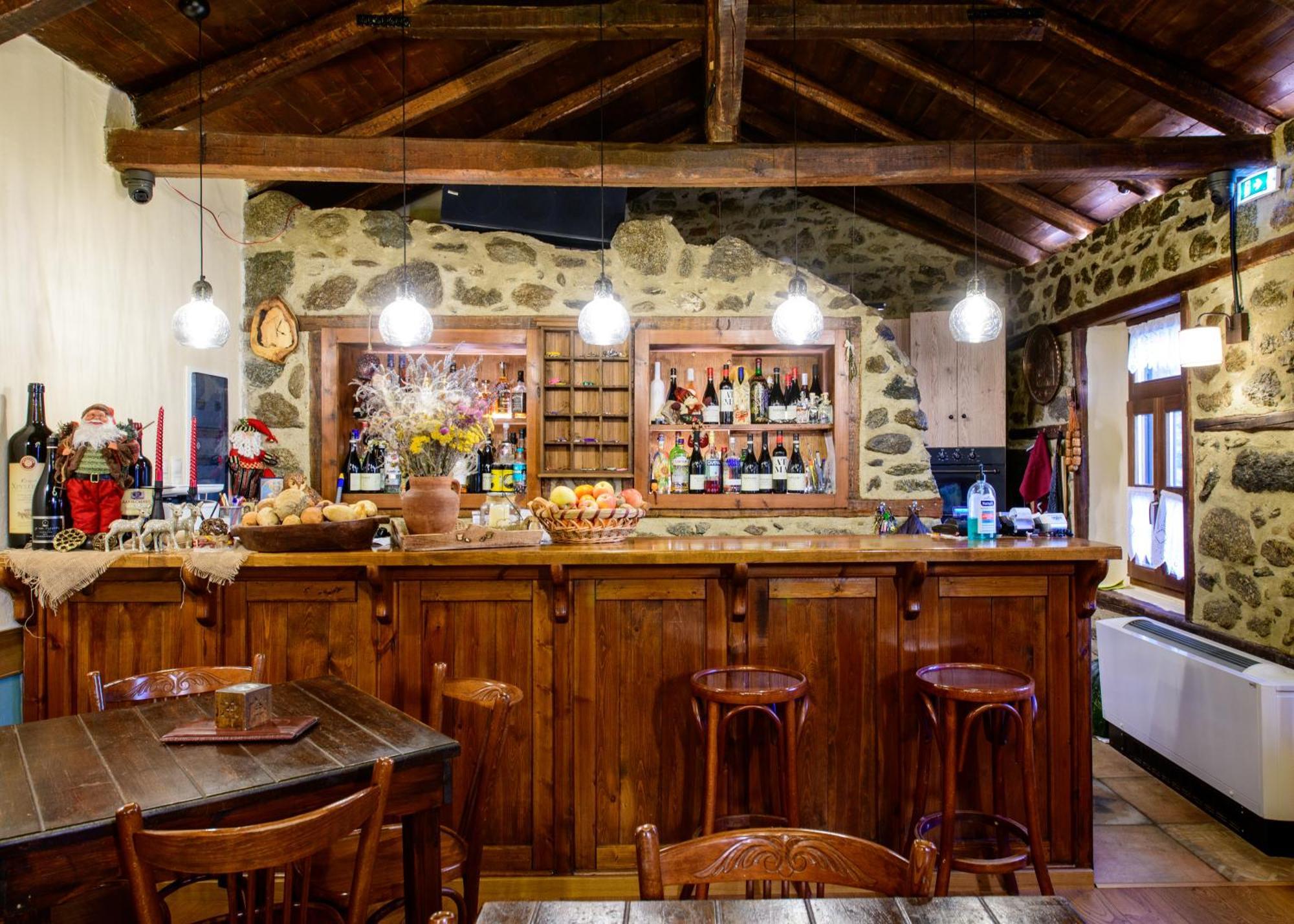 Agios Germanos Hotel Luaran gambar