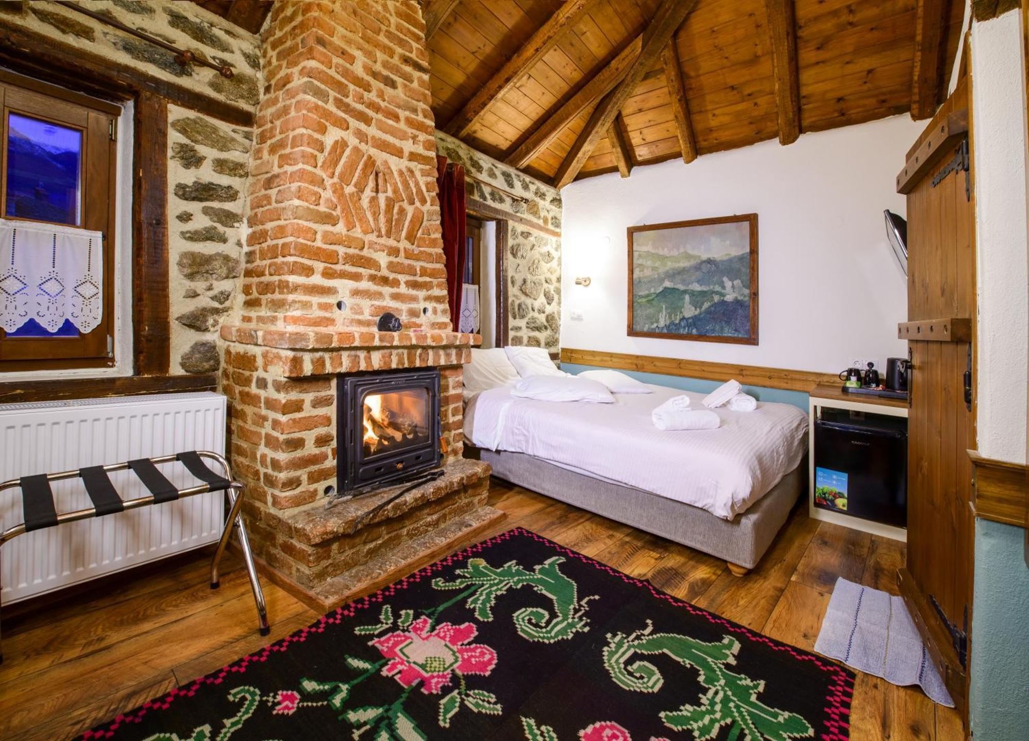 Agios Germanos Hotel Luaran gambar