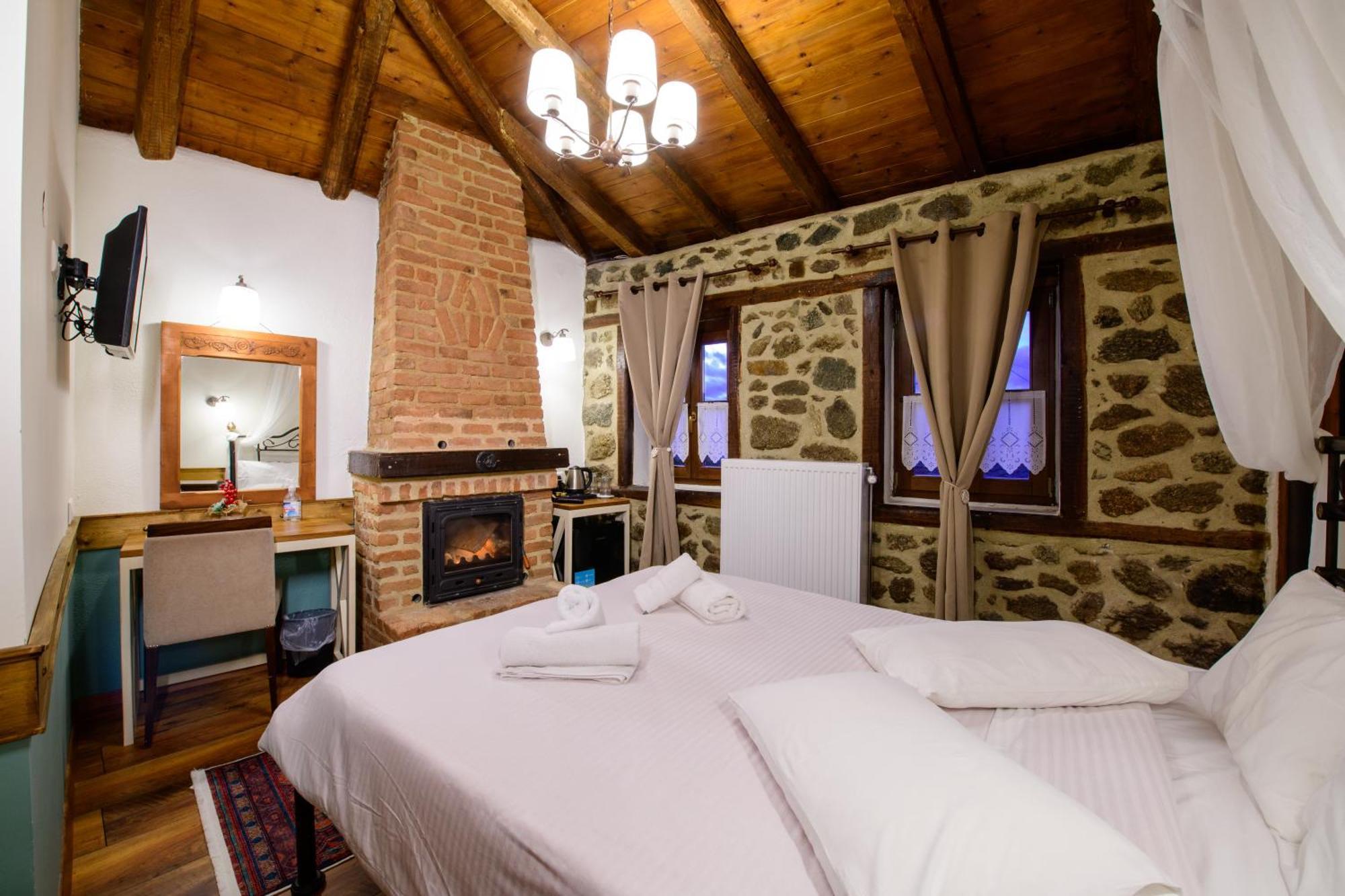 Agios Germanos Hotel Luaran gambar