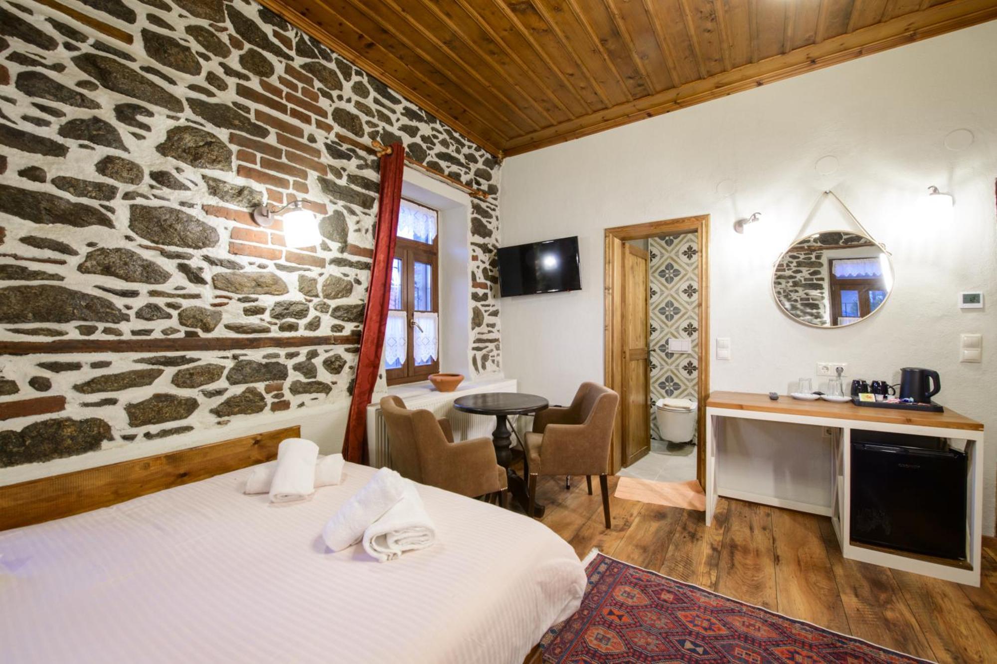 Agios Germanos Hotel Luaran gambar