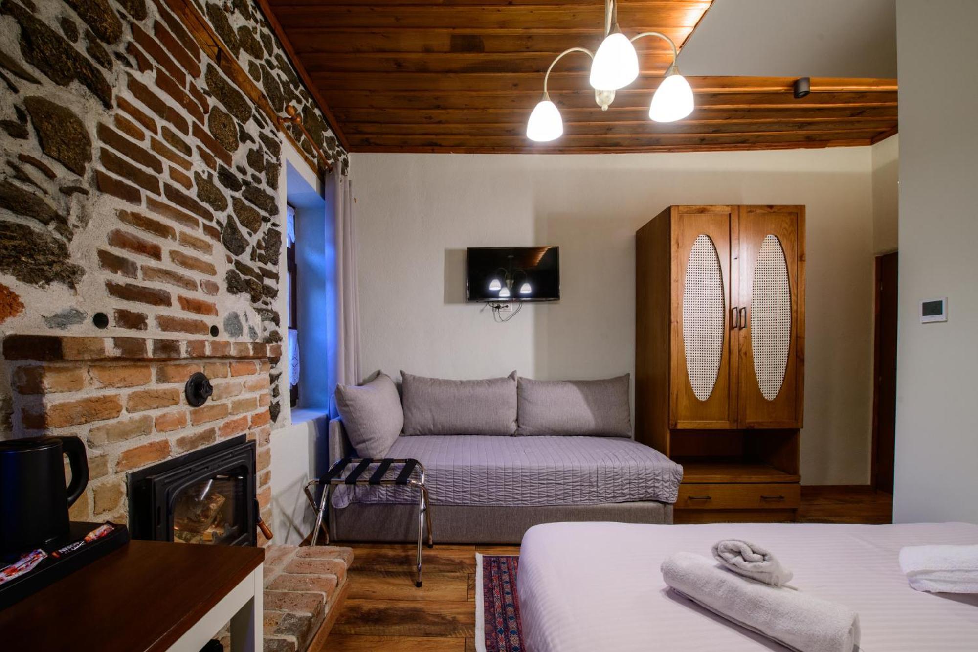 Agios Germanos Hotel Luaran gambar