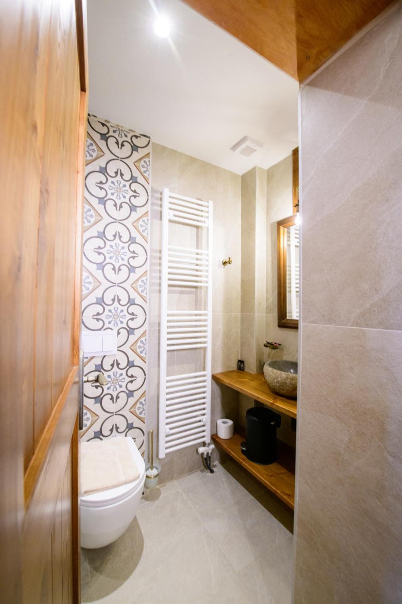 Agios Germanos Hotel Luaran gambar