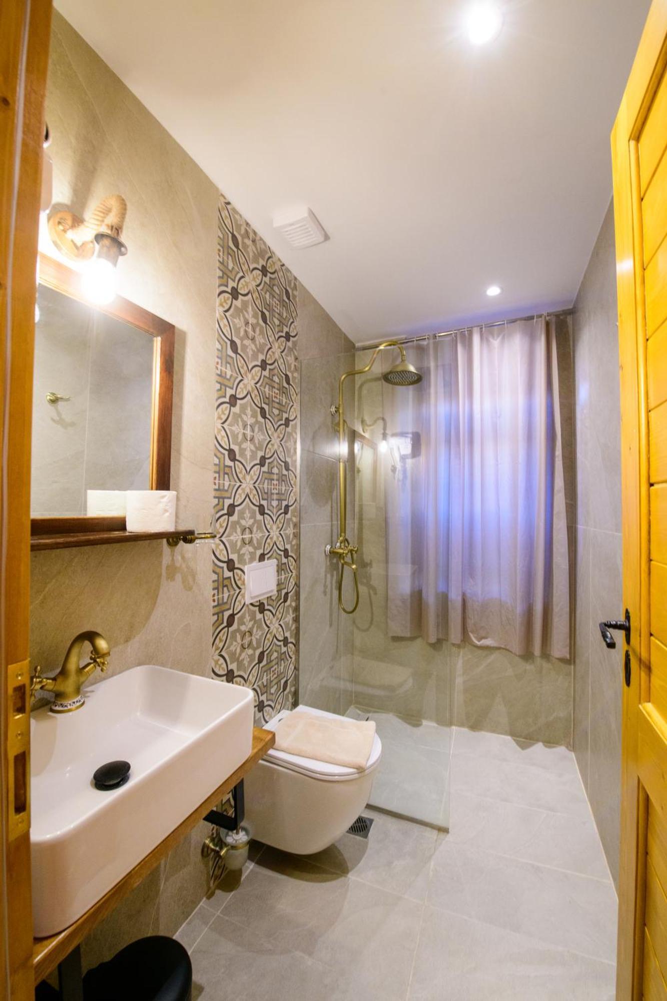 Agios Germanos Hotel Luaran gambar