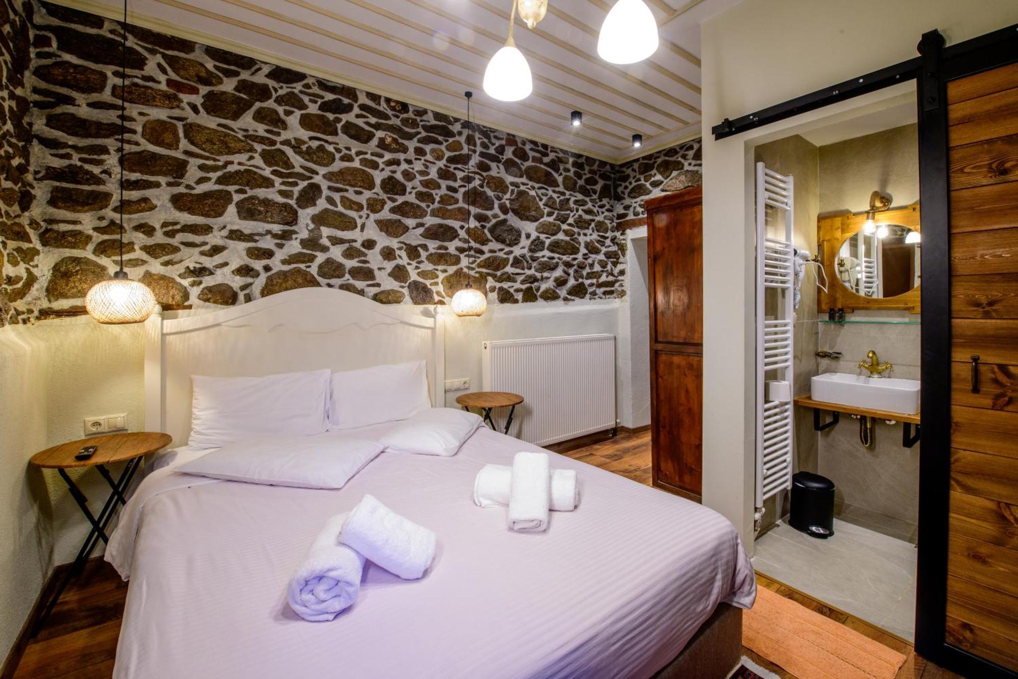 Agios Germanos Hotel Luaran gambar