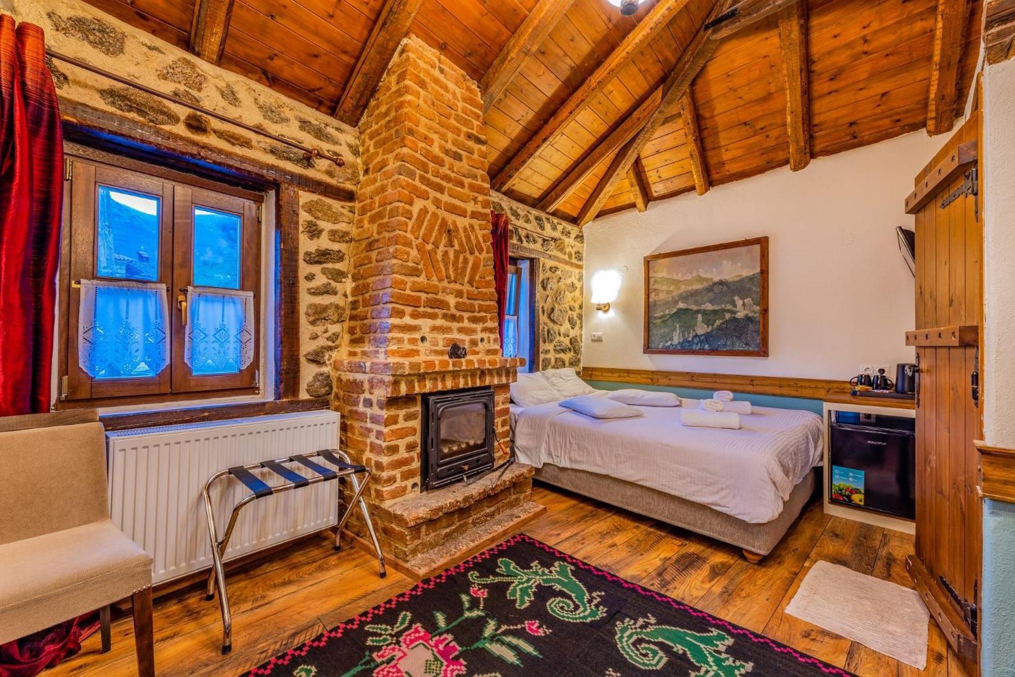 Agios Germanos Hotel Luaran gambar